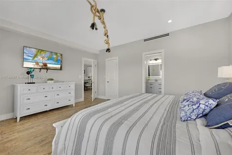202 Atlantic Boulevard Key Largo FL 33037