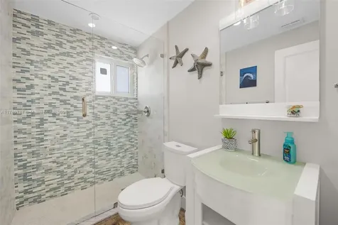 202 Atlantic Boulevard Key Largo FL 33037