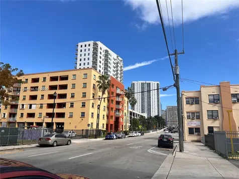 546 SW 1st Street Miami FL 33130
