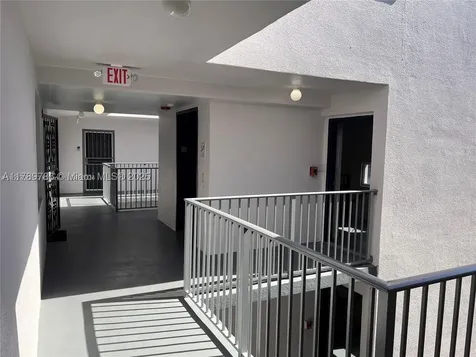 546 SW 1st Street Miami FL 33130