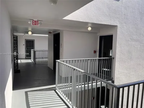 546 SW 1st Street Miami FL 33130