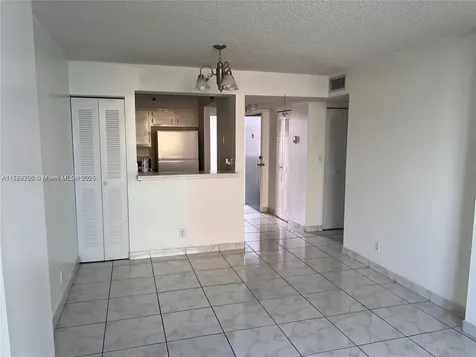 546 SW 1st Street Miami FL 33130