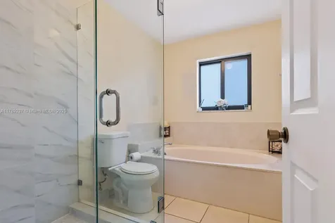 21937 SW 88th Path Cutler Bay FL 33190