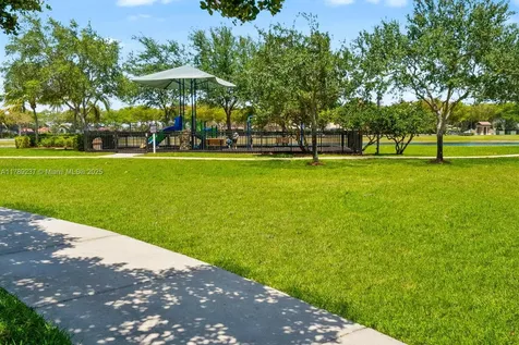 21937 SW 88th Path Cutler Bay FL 33190