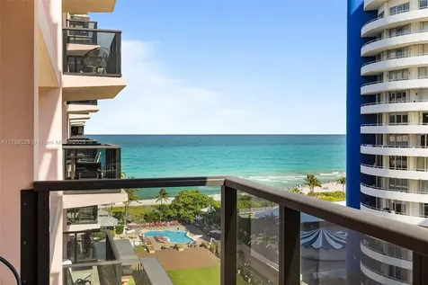 5225 Collins Avenue Miami Beach FL 33140