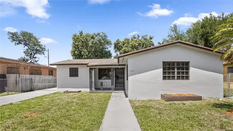 3171 NW 48th Street Miami FL 33142