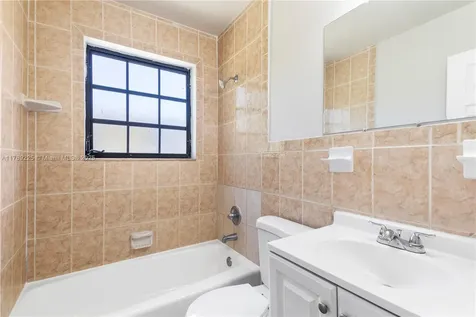 3171 NW 48th Street Miami FL 33142