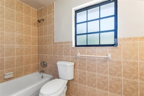 3171 NW 48th Street Miami FL 33142