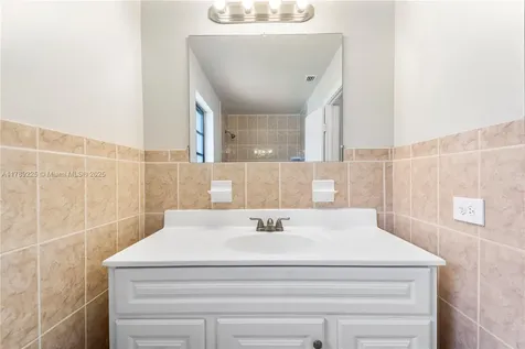 3171 NW 48th Street Miami FL 33142
