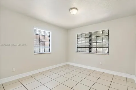 3171 NW 48th Street Miami FL 33142