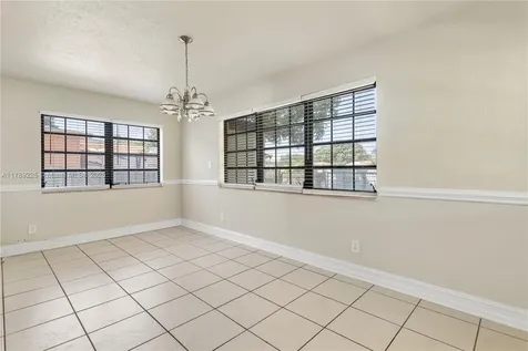 3171 NW 48th Street Miami FL 33142