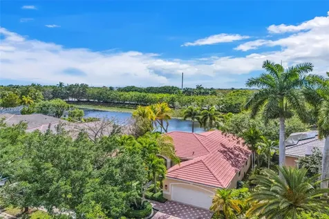 3739 Oak Ridge Circle Weston FL 33331