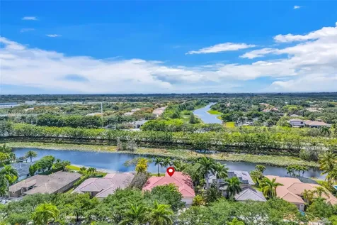 3739 Oak Ridge Circle Weston FL 33331