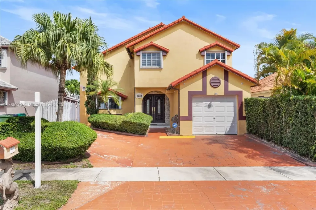5933 SW 151st Place Miami FL 33193