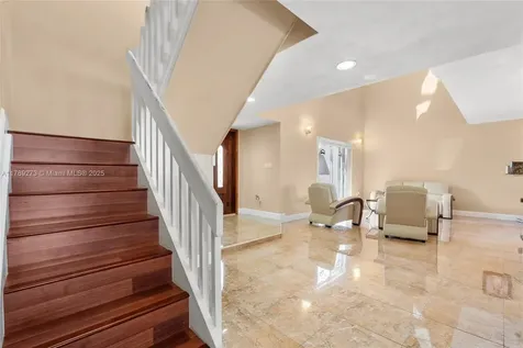 5933 SW 151st Place Miami FL 33193