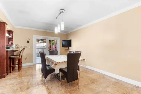 5933 SW 151st Place Miami FL 33193