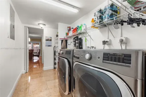 5933 SW 151st Place Miami FL 33193