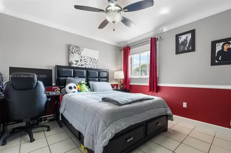 5933 SW 151st Place Miami FL 33193