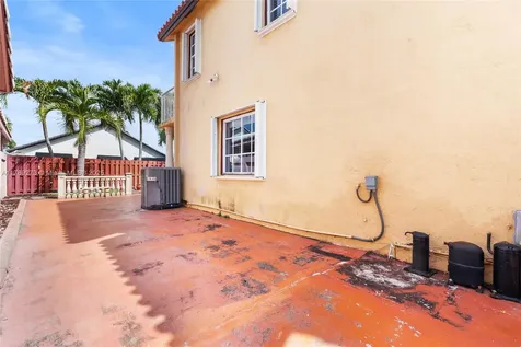 5933 SW 151st Place Miami FL 33193