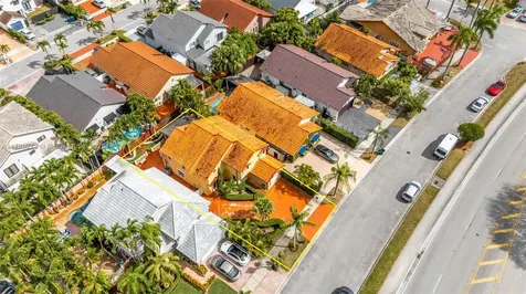 5933 SW 151st Place Miami FL 33193