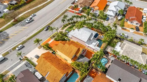 5933 SW 151st Place Miami FL 33193