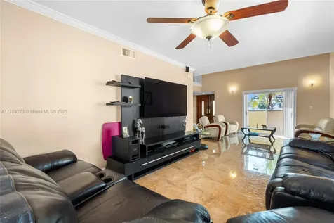 5933 SW 151st Place Miami FL 33193