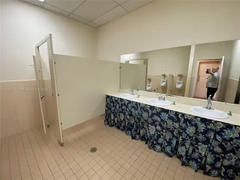2845 N Military Trail West Palm Beach FL 33417