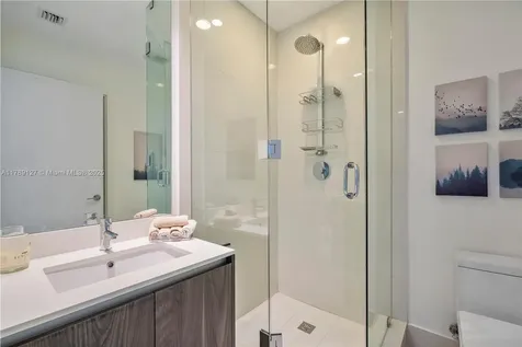 480 NE 31st Street Miami FL 33137