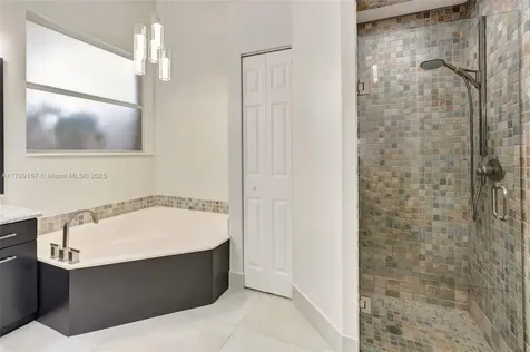 5119 Ventura Drive Delray Beach FL 33484