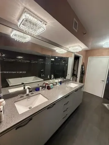 18911 Collins Avenue Sunny Isles Beach FL 33160