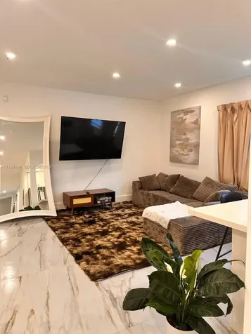 760 Euclid Avenue Miami Beach FL 33139
