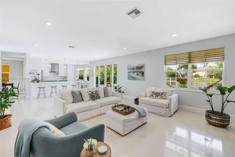 1092 Lavender Circle Weston FL 33327