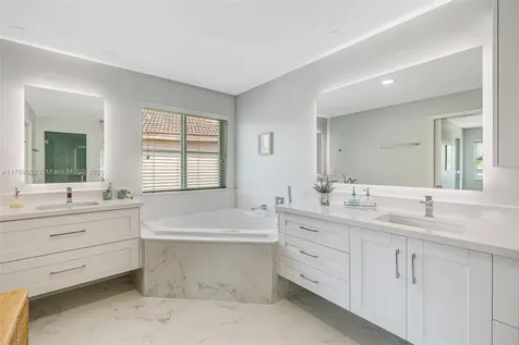1092 Lavender Circle Weston FL 33327