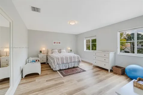 1092 Lavender Circle Weston FL 33327