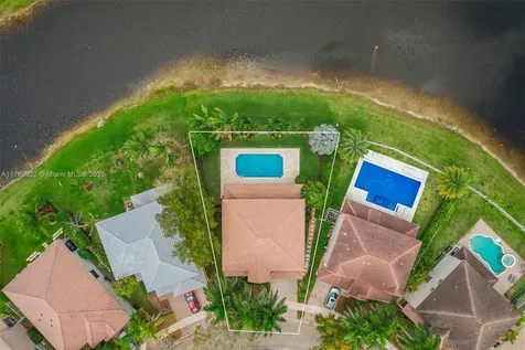 1092 Lavender Circle Weston FL 33327