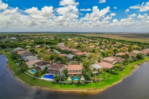 1092 Lavender Circle Weston FL 33327