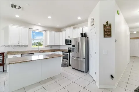 10860 79th St, E Other City - In The State Of Florida FL 34219