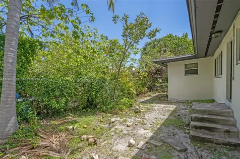 825 NW 60th Street Miami FL 33127