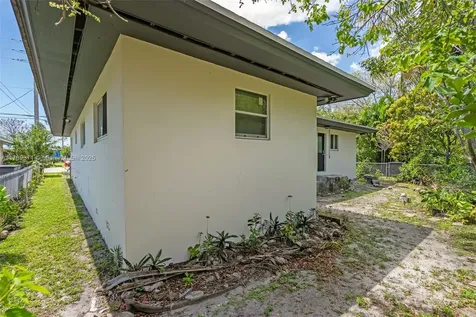 825 NW 60th Street Miami FL 33127