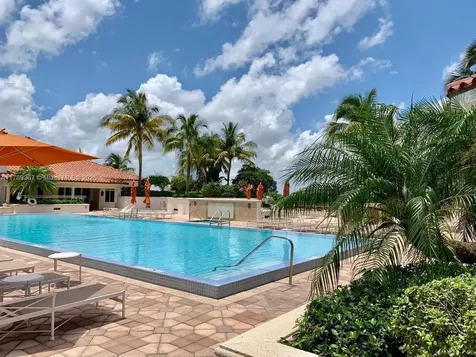 20000 E Country Club Drive Aventura FL 33180