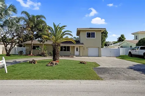 2680 NE 22nd Court Pompano Beach FL 33062