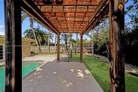 2680 NE 22nd Court Pompano Beach FL 33062