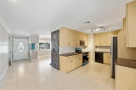 2680 NE 22nd Court Pompano Beach FL 33062