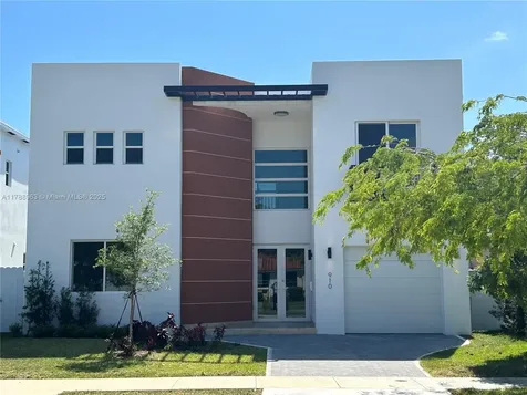 910 SW 24th Road Miami FL 33129