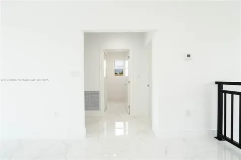 910 SW 24th Road Miami FL 33129