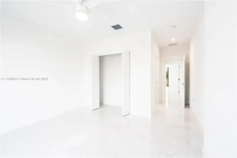 910 SW 24th Road Miami FL 33129
