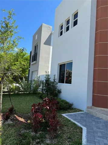 910 SW 24th Road Miami FL 33129