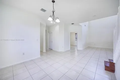 166 SE 22nd Avenue Homestead FL 33033