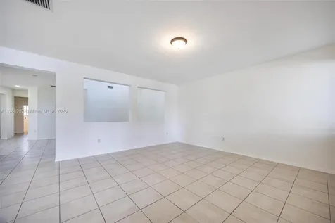 166 SE 22nd Avenue Homestead FL 33033
