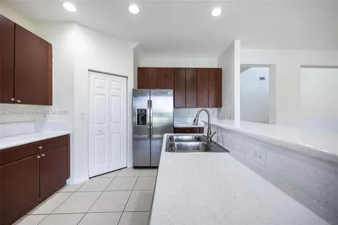 166 SE 22nd Avenue Homestead FL 33033
